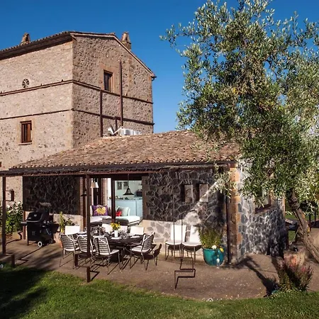 Sleeps 10 Pool Air Con Wifi
