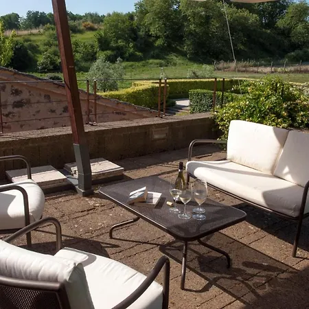 Sleeps 10 Pool Air Con Wifi Porano